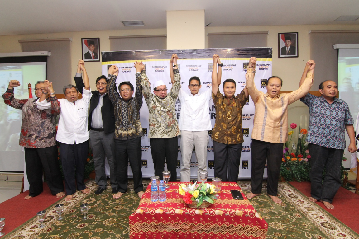 DPP PKS dan Partai Gerindra menawarkan  pasangan Cagub dan Cawagub Pilkada DKI 2017, yaitu Sandiaga Uno dan Mardani Ali Sera untuk menjadi calon Kepala Daerah Provinsi DKI Jakarta, Kamis, (08/09). Julianto/PKSFoto