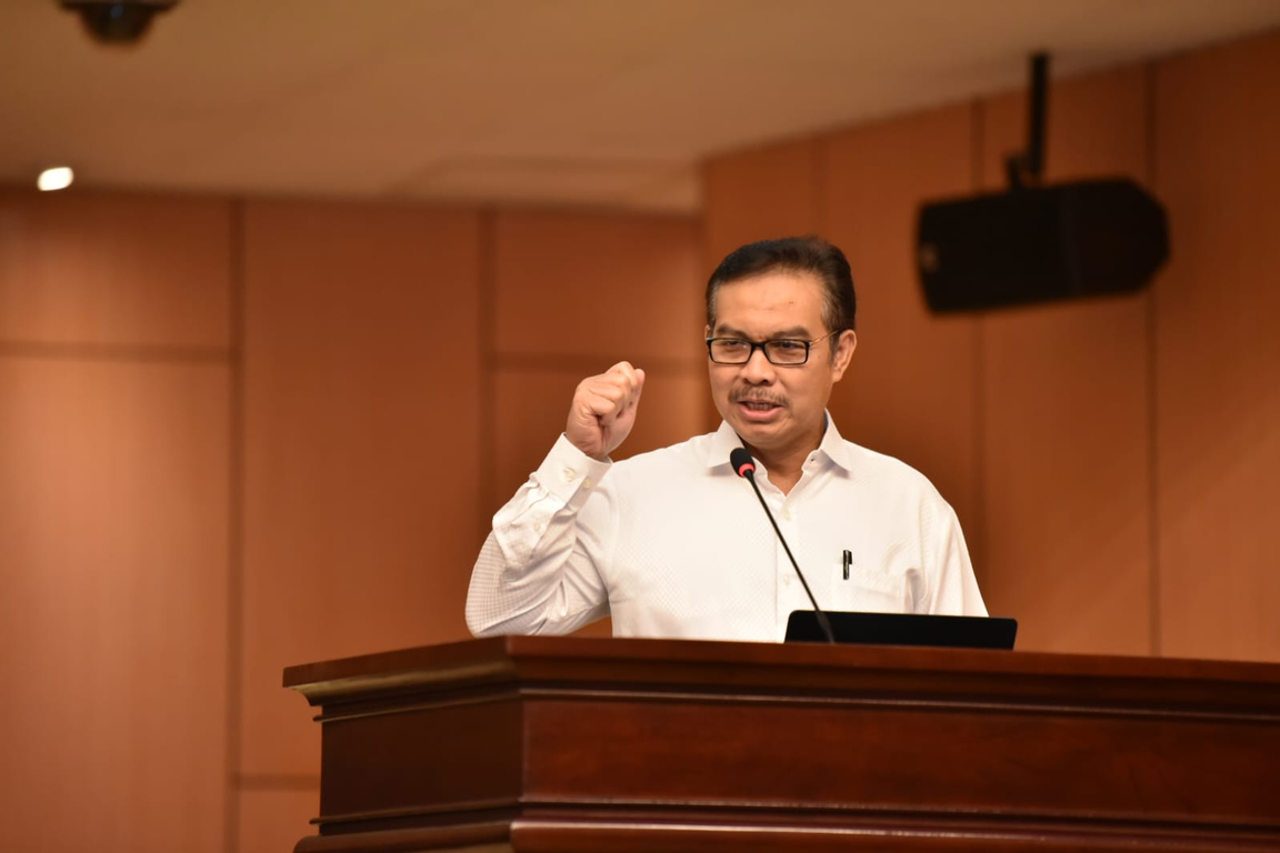 Kepala BKKBN Hasto Wardoyo saat menyampaikan materi di Kongres Keluarga Indonesia yang diadakan BPKK PKS. (PKSFoto/Fathur)
