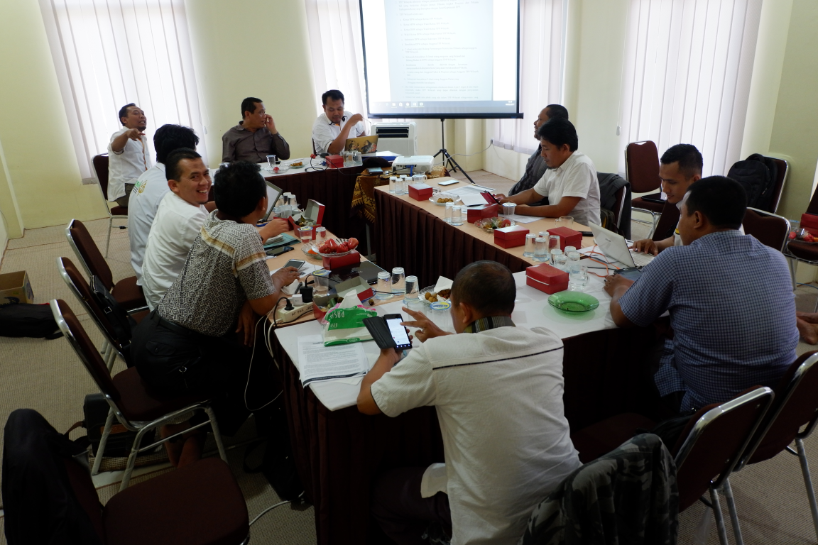 Suasana rapat DPW PKS Jateng di Kantor PKS Jateng membahas persiapan rakornas PKS