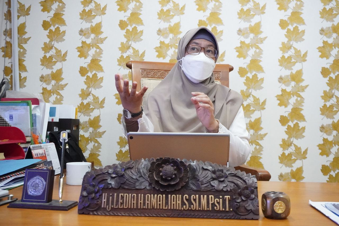 Anggita DPR RI Fraksi PKS, Ledia Hanifa Amaliah
