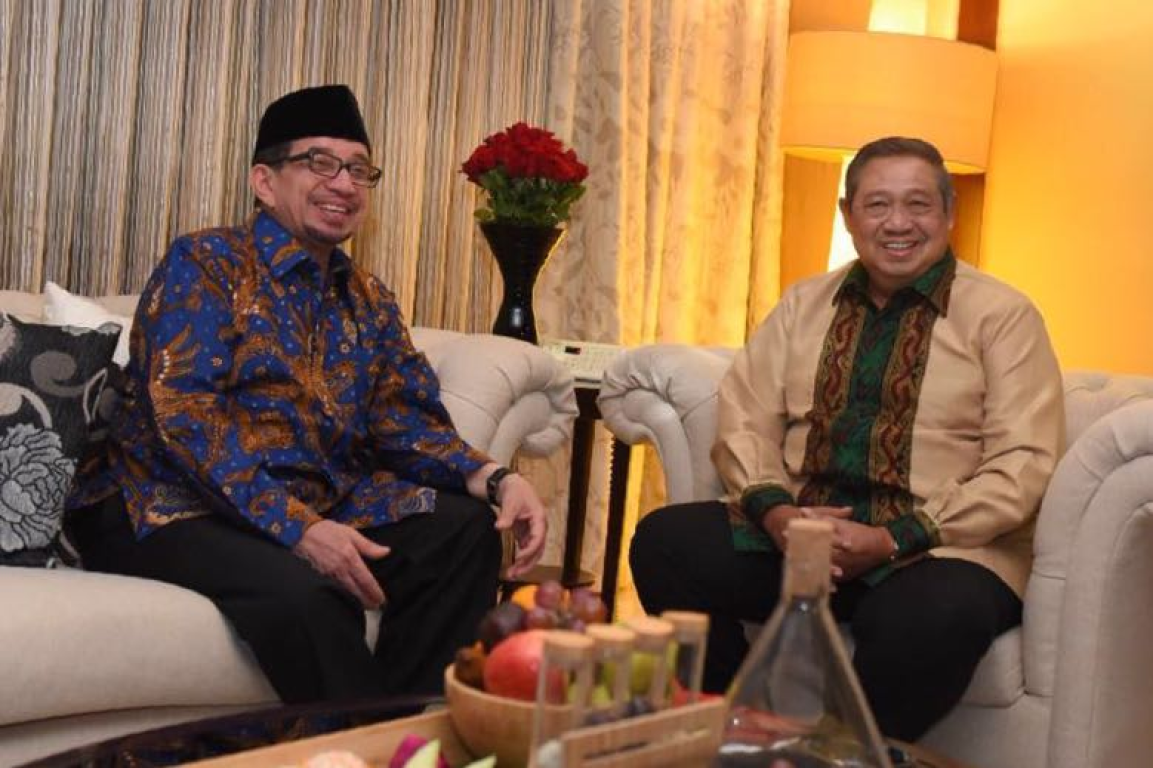 Ketua Majelis Syuro PKS Habib Salim Segaf Aljufri bertemu dengan Ketua Umum Partai Demokrat Susilo Bambang Yudhoyono di Jakarta, Senin (30/7) (M Hilal/PKSFoto)