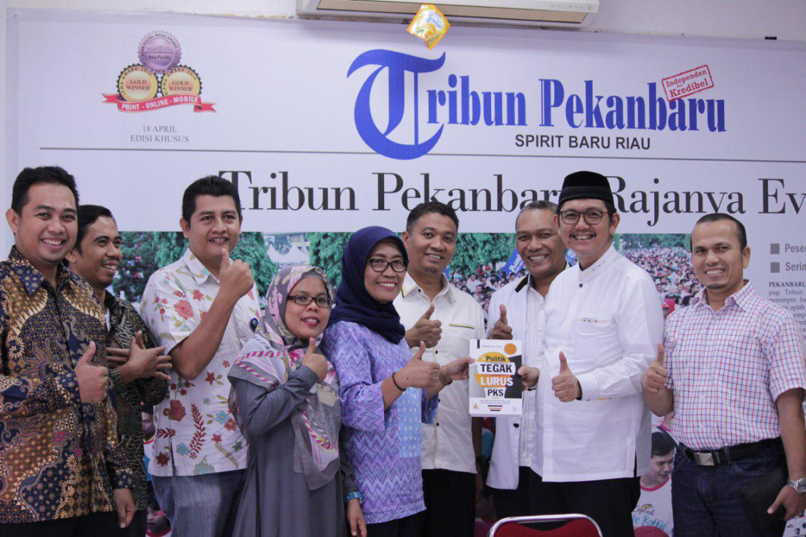 Sekretaris Jenderal PKS Mustafa Kamal saat berkunjung ke kantor Tribun Pekanbaru dalam rangkaian Safari Dakwah PKS (dok Humas PKS Riau)
