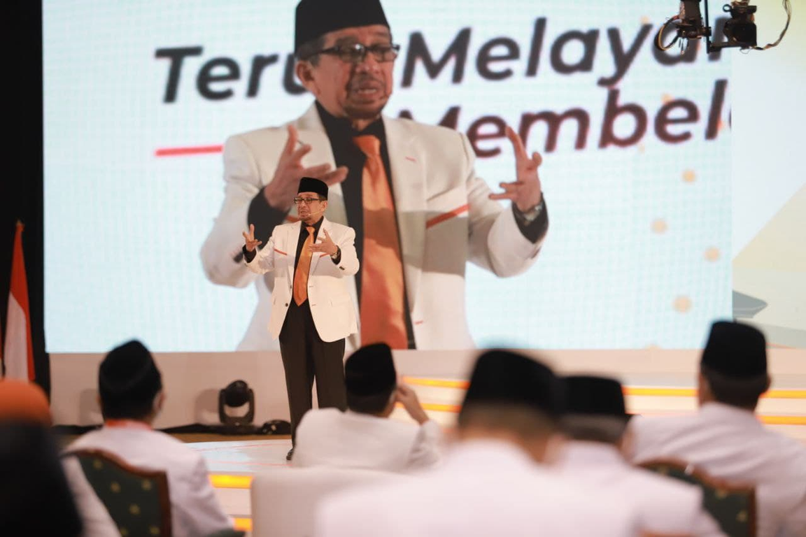 Ketua Majelis Syura PKS Habib Salim Segaf Aljufri dalam penyampaian arahan di puncak Rakernas PKS, Selasa (16/03/2021). (Juliyanto/PKSFoto)