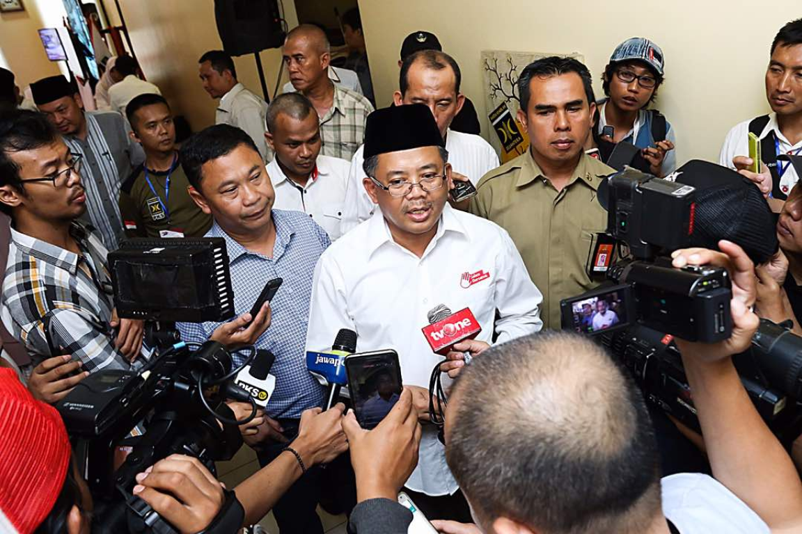 Presiden PKS Mohamad Sohibul Iman memberikan keterangan pers kemenangan Anies-Sandi, Rabu (19/4)