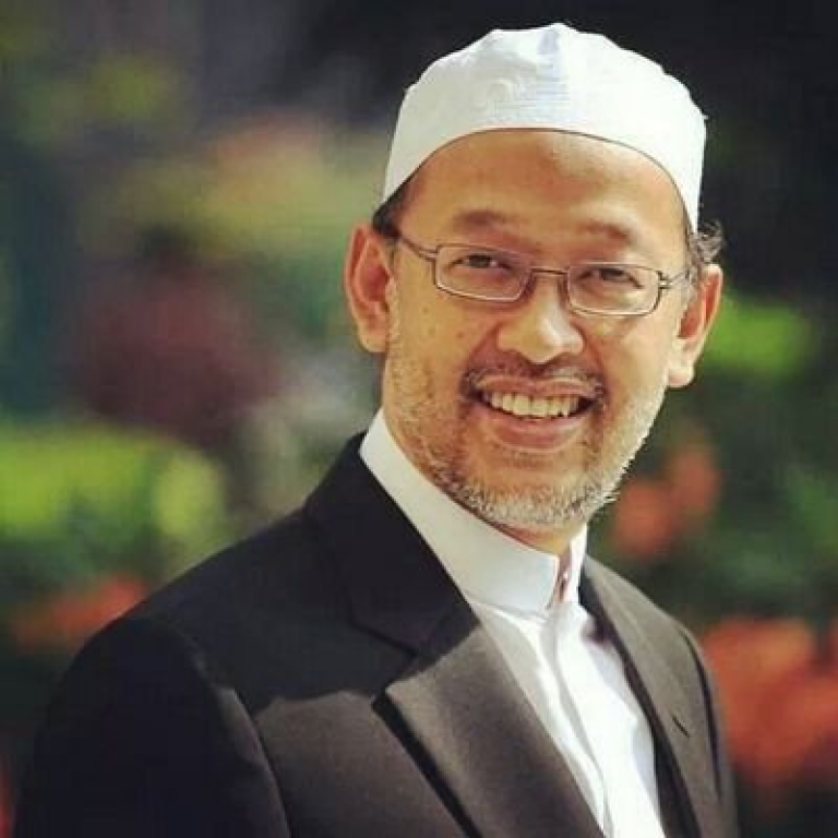 Ustadz Hilman Rosyad Syihab (kanan)