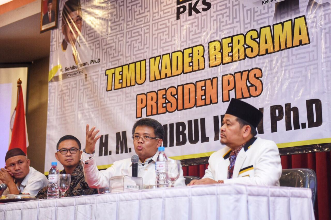 Presiden PKS Mohamad Sohibul Iman dalam Temu Kader di Pangkal Pinang, Kamis (27/2) (M Hilal/PKSFoto)