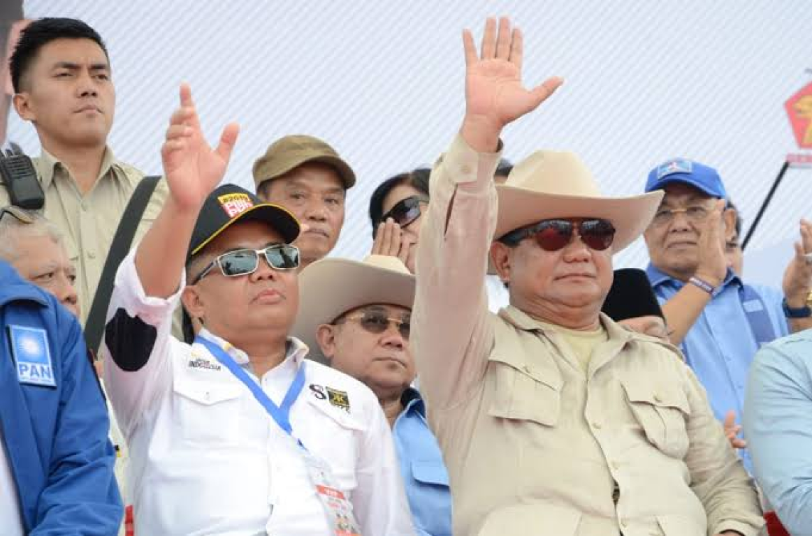 Presiden PKS Mohamad Sohibul Iman bersama Ketua Umum Partai Gerindra Prabowo Subianto (dok PKSFoto)