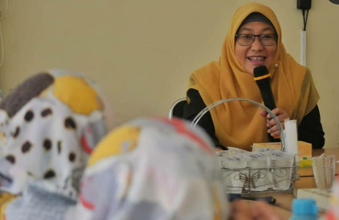 Anggota Komisi X DPR RI Ledia Hanifa saat melakukan kunjungan kerja di Aceh, Ahad (1/3)