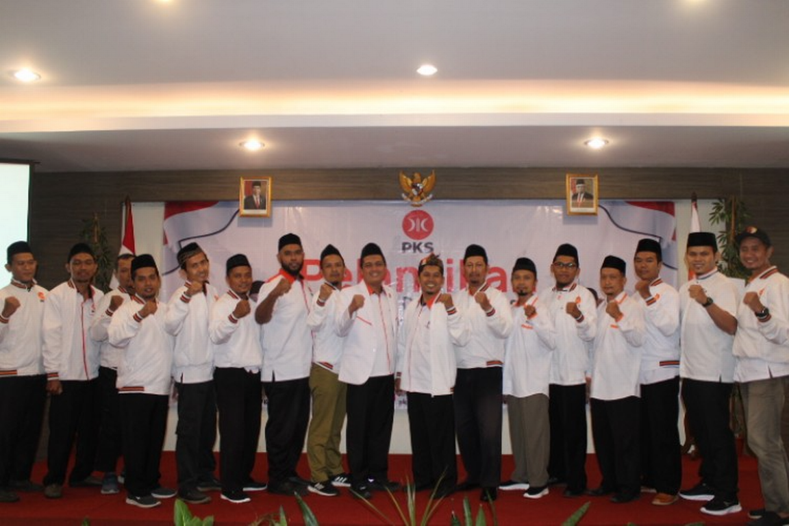 Ketua DPD PKS Kota Semarang Bersama Dewan Pakar PKS Kota Semarang Terlantik