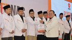 Suasana hari ketiga Rakernas ditutup dengan sidang pleno, laporan hasil sidang komisi, launching program unggulan PKS, launching program Hari Ayah, dan penutupan oleh Ketua Majelis Syura. Rabu, (12/11/2025)