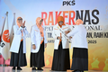 Pengukuhan Duta Rumah Keluarga Indonesia kepada istri Presiden PKS Al Muzammil Yusuf,  Ibu Nurul Hidayati K. Ubaya, Rabu, (12/11/2025)