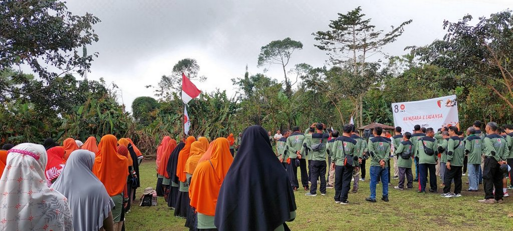 PKS Bali mengadakan Kemah Bakti Nusantara (Kembara) dan Pelatihan Perempuan SIaga (Latansa)