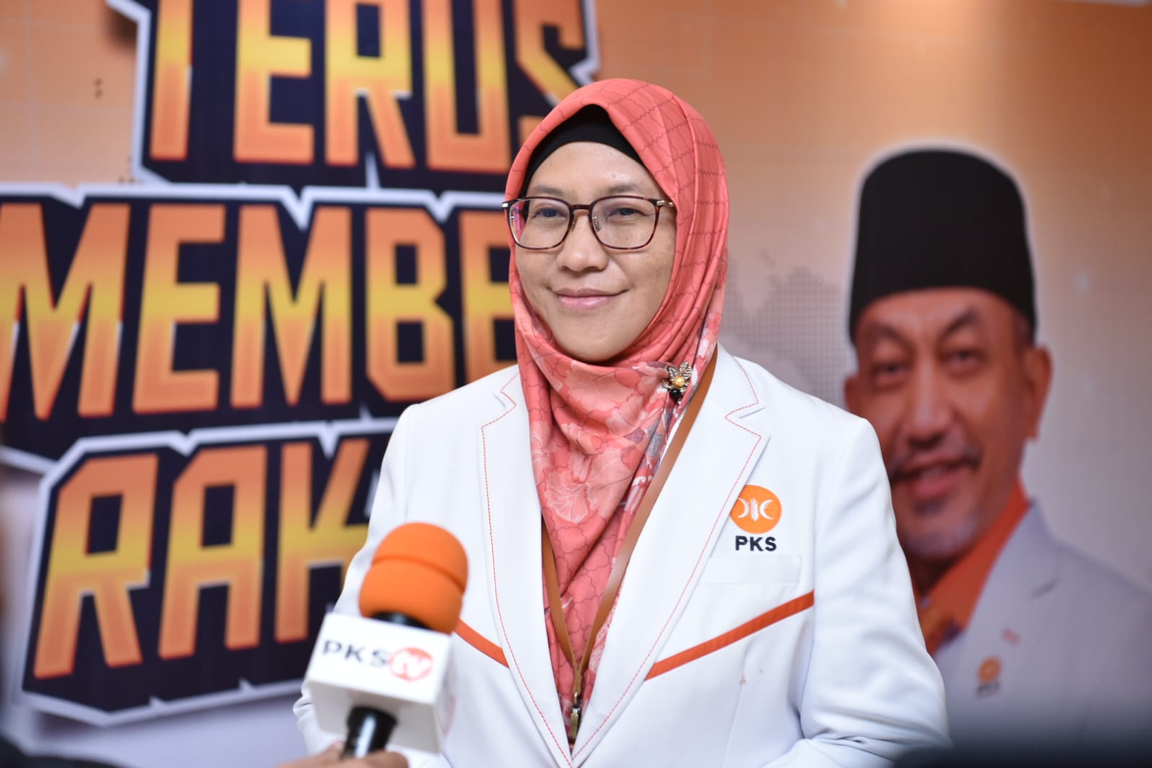 Sekretaris Fraksi PKS DPR RI, Ledia Hanifa Amaliah