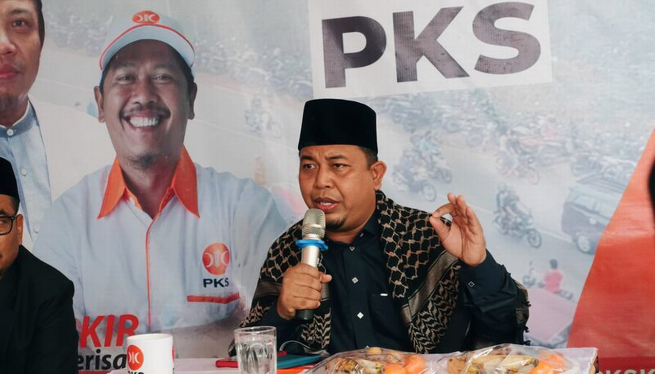 Ketua DPW PKS Kepulauan Riau Bahktiar pada acara Kajian Bulanan di Kantor DPC PKS Sungai Beduk