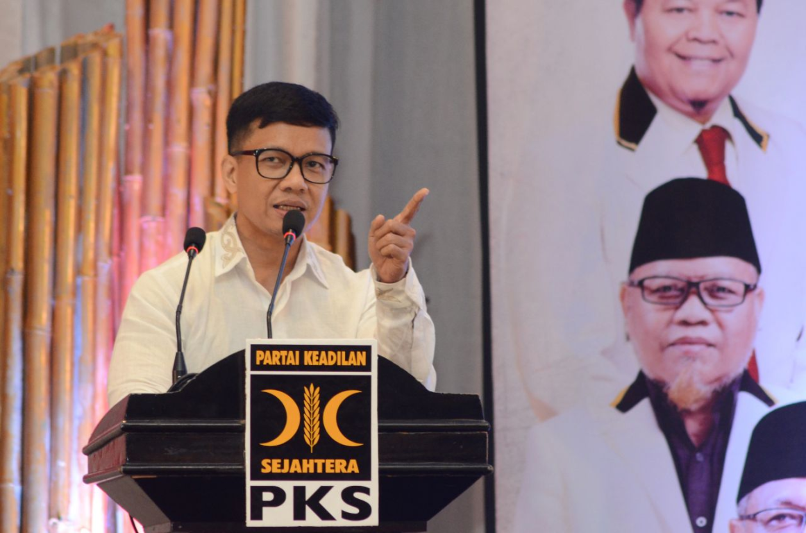 Ahli Hukum Tata Negara Irman Putra Sidin saat berbicara dalam Rakornas PKS di Jakarta, Jumat (15/11/2019)/PKS Foto
