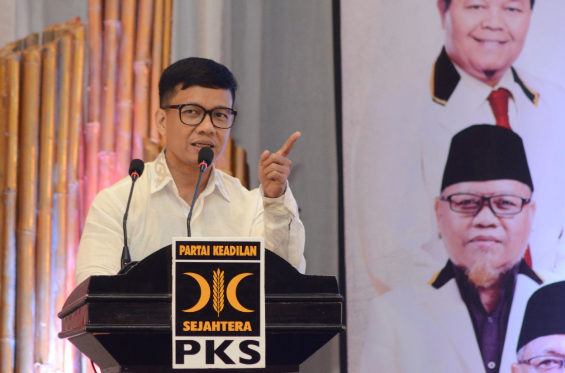 Pks Irman Putra Sidin Pks Partai Penyeimbang Yang Berkarakter