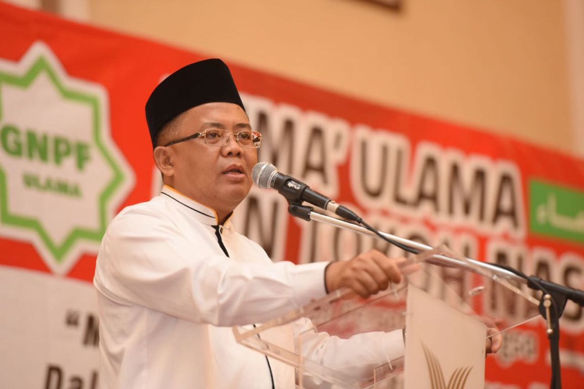 Presiden PKS Mohamad Sohibul Iman memberikan orasi dalam pembukaan Ijtima Ulama di Jakarta, Jumat (27/7) (M Hilal/PKSFoto)