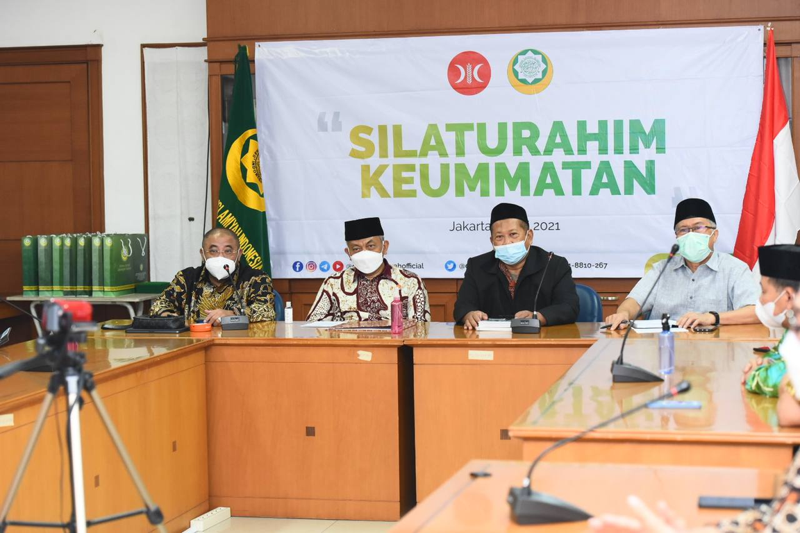 DPP PKS Berkunjung ke kantor Pengurus Pusat Dewan Dakwah Islamiyyah Indonesia (Donny/PKSFoto)