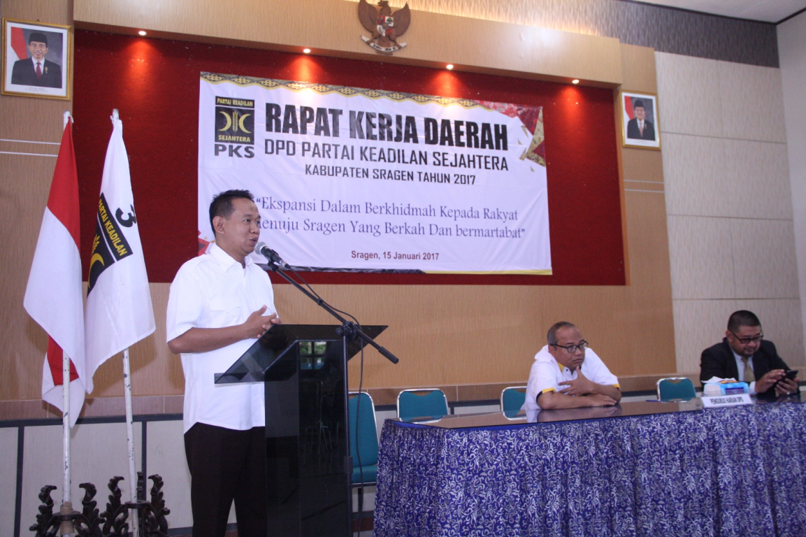 Rapat Kerja Daerah Tahun 2017 di Gedung Korpri Sragen, Minggu (15/1).