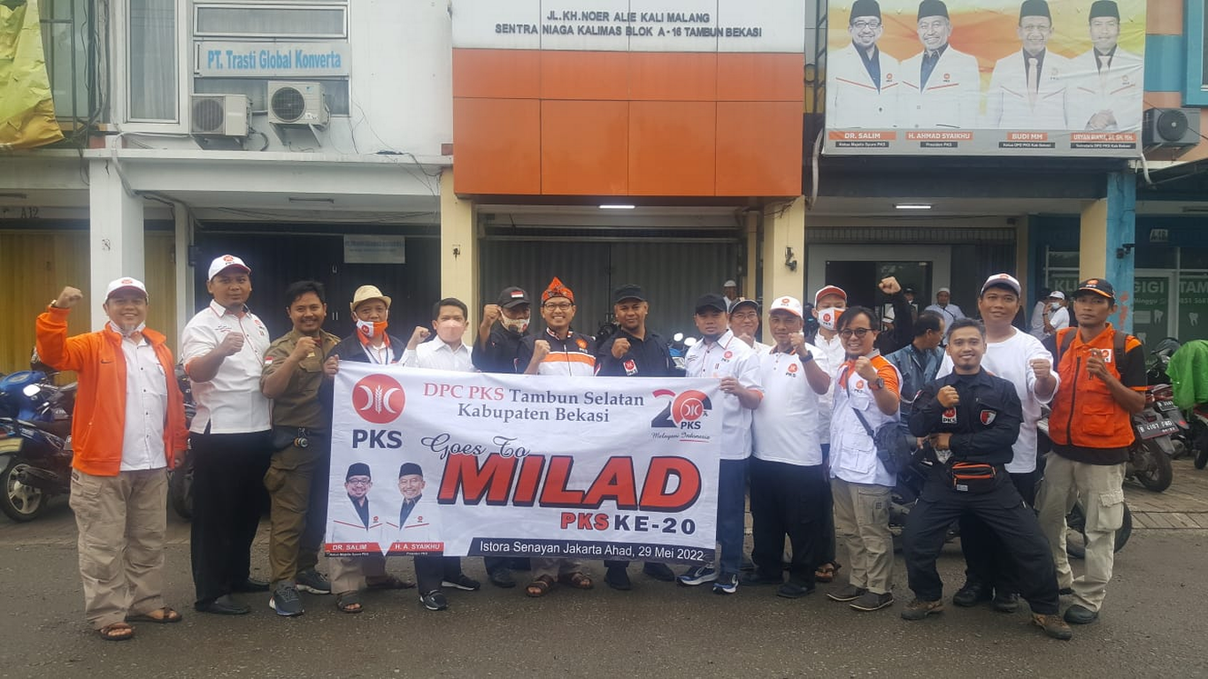 Anggota dan simpatisan PKS Kab Bekasi bergerak ke Istora Senayan