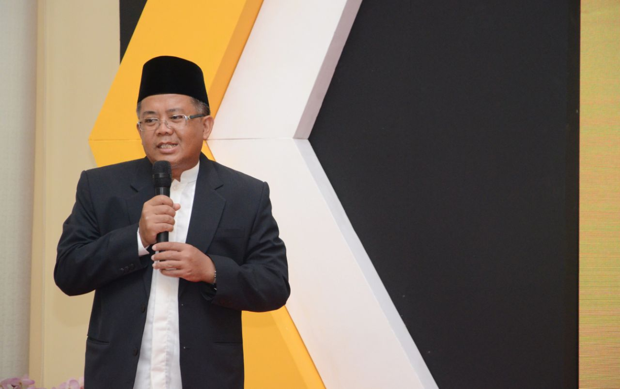 Presiden PKS, Mohamad Sohibul Iman menyampaikan sambutannya pada pertemuan Halal bi Halal sekaligus Tasyakuran Milad ke-21 PKS, Ahad ini (23/62019). (Donny/PKSFoto)