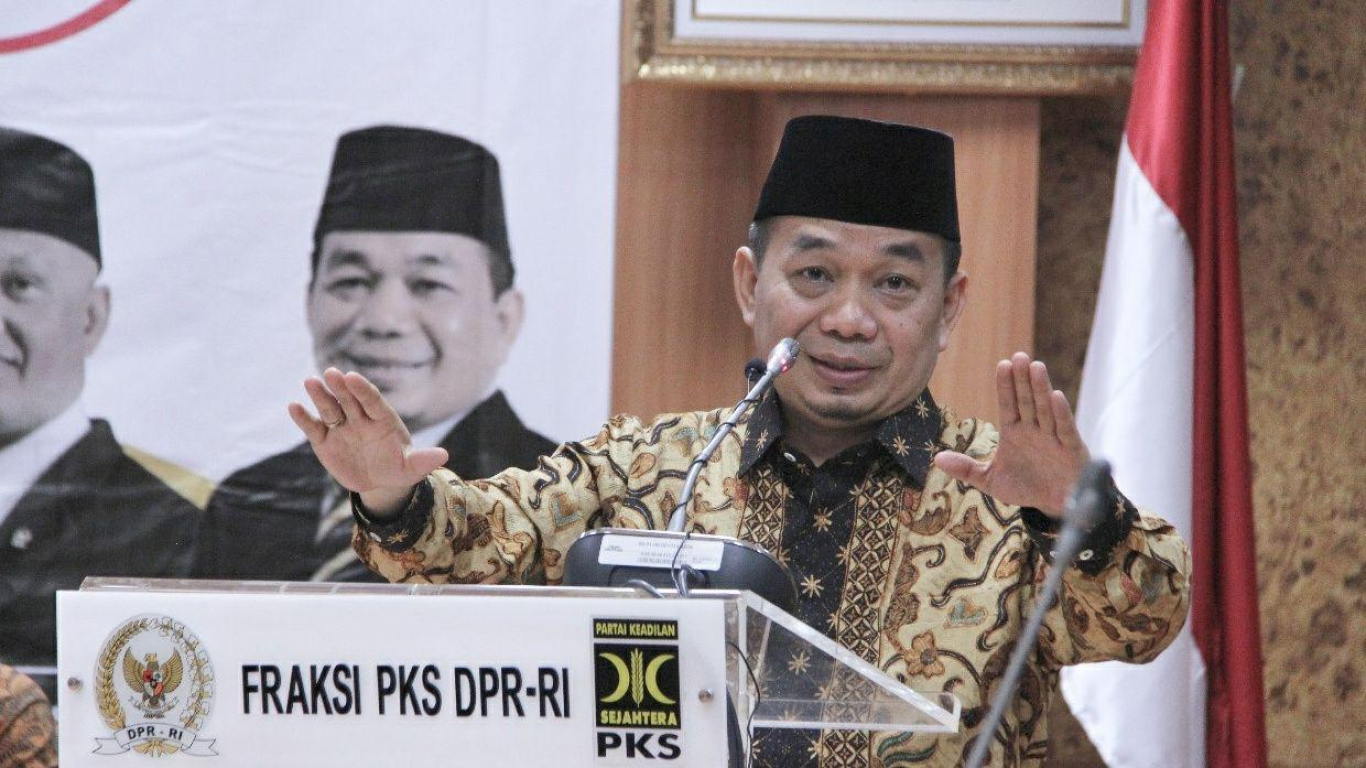 Ketua Fraksi PKS DPR Jazuli Juwaini