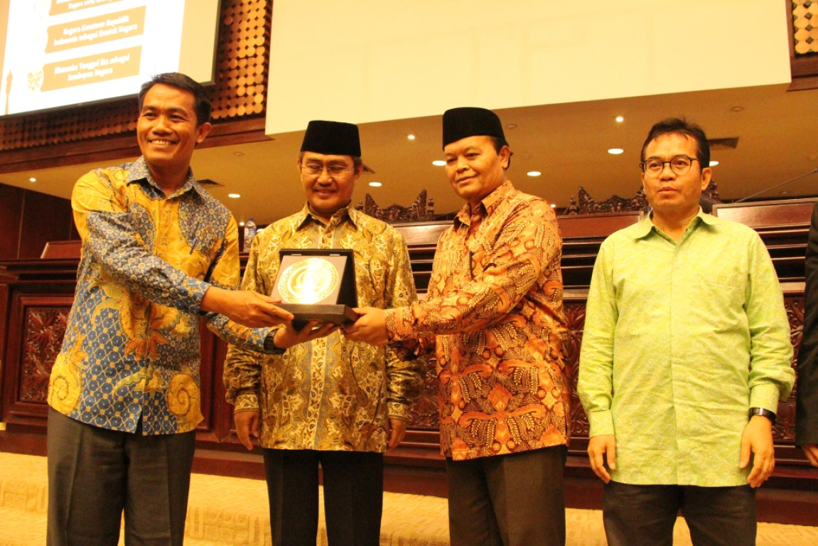 Wakil Ketua MPR RI Hidayat Nur Wahid