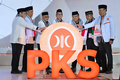 Pembukaan secara simbolis oleh pimpinan DPTP PKS