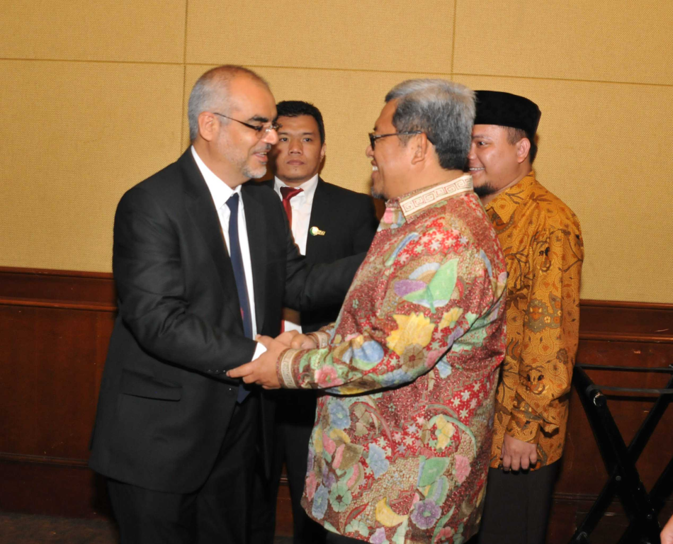 Gubernur Jawa Barat Ahmad Heryawan (Aher) meresmikan Asia Muslim Charity Foundation (AMCF)
