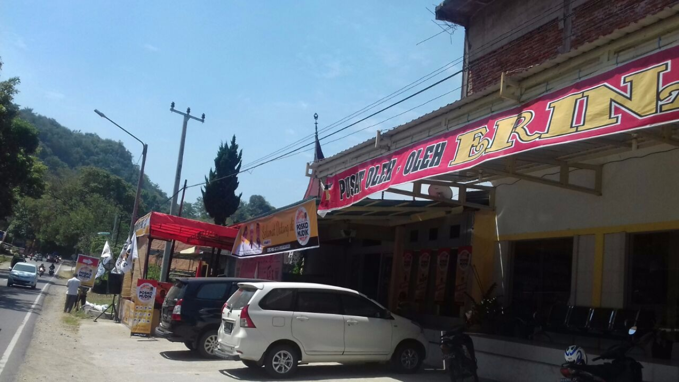 Posko Mudik PKS Payakumbuh dekat Ngalau Indah