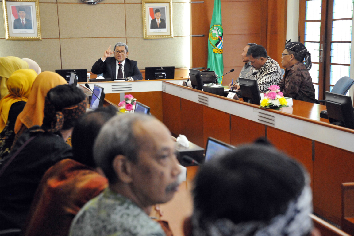 Ahmad Heryawan Menyampaikan Kesiapan Jawa Barat Menjadi Tuan Rumah FORNAS 2017