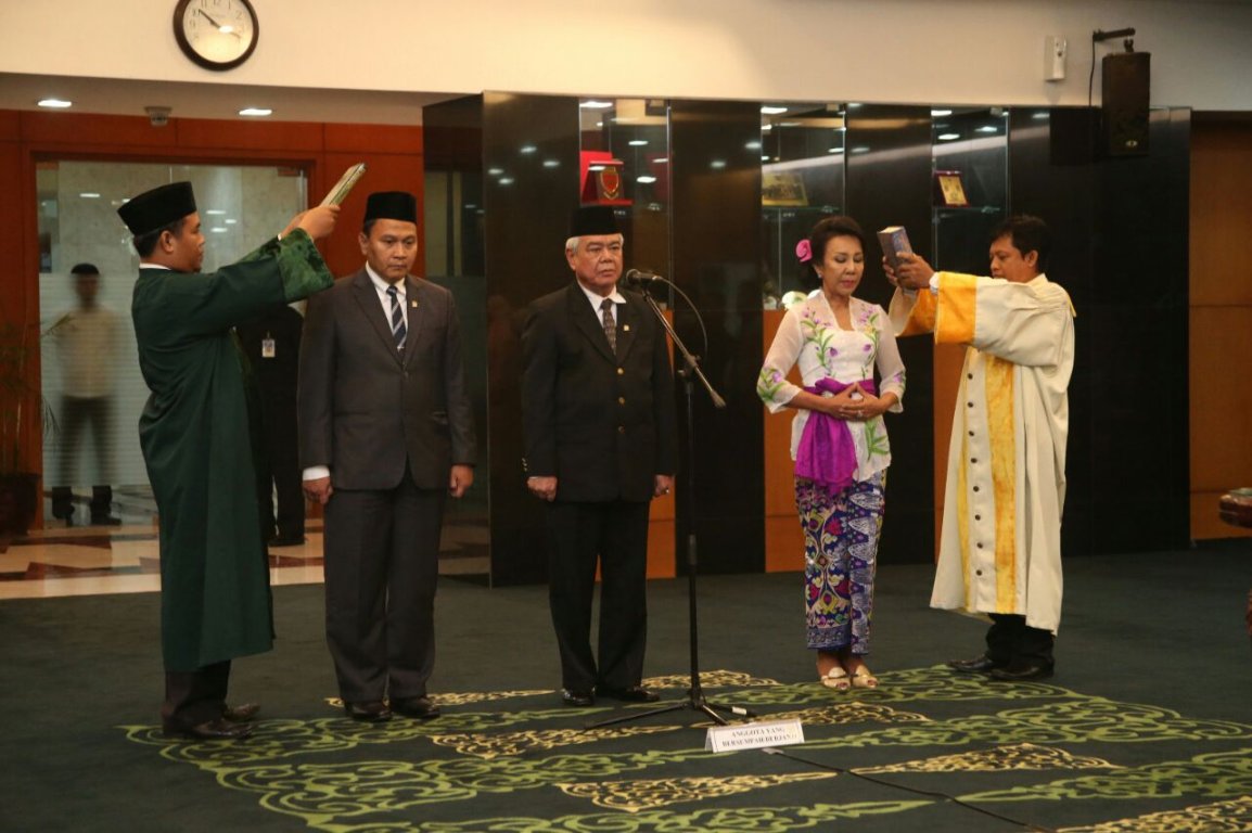 Mardani Ali Sera dari Fraksi PKS dilantik menjadi Anggota MPR RI