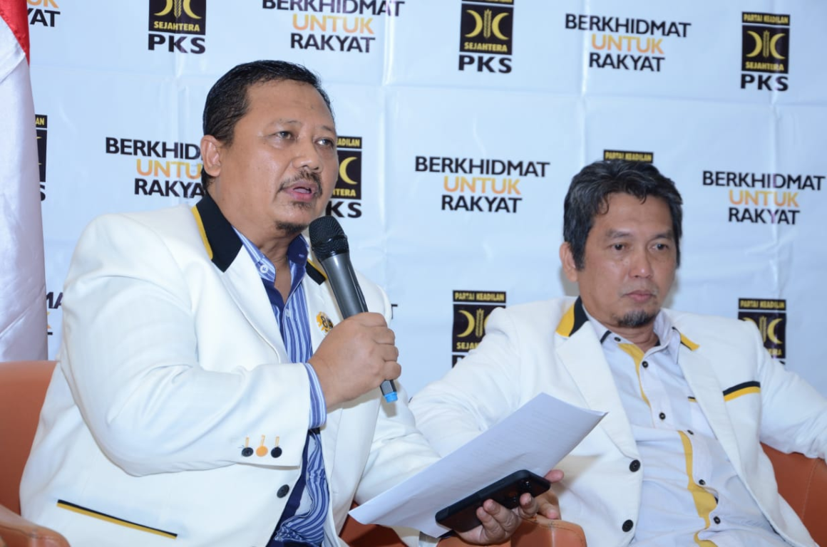 Komisi V: Penghapusan Pajak Sepeda Motor Relevan dengan Kondisi Rakyat dalam Pers Releas di Kantor DPP PKS, Jakarta, Kamis (22/11) (dok Humas PKS)