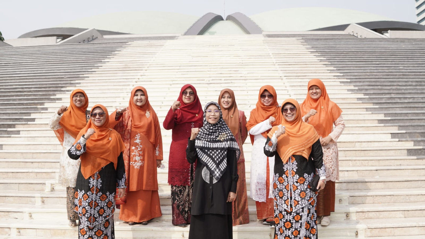 Anggota DPR RI perempuan PKS periode 2024-2029.