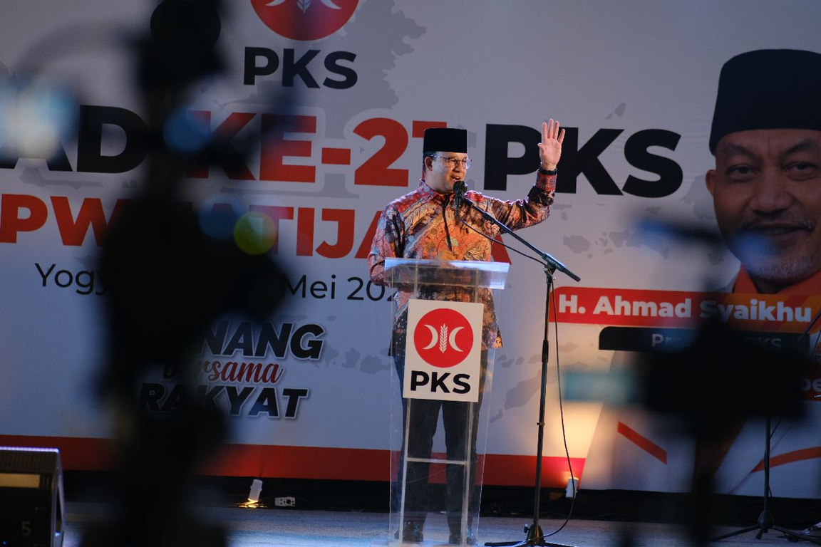 Capres Koalisi Perubahan untuk Persatuan Anies Baswedan dalam Peringatan Milad 21 PKS di Yogyakarta, Kamis (18/5) (Isna/PKSFoto)