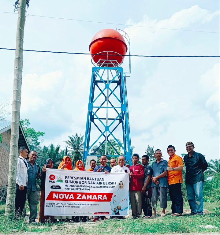 Peresmian talud dan sumur bor untuk air bersih warga Kampung Tanjung Genteng, Aceh Tamiang oleh Anggota DPR Aceh dari Fraksi PKS Nova Zahara