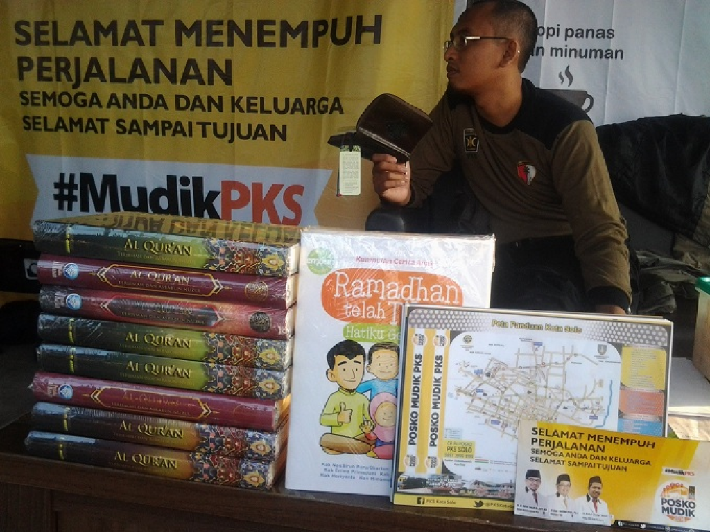 Mushaf Alquran disediakan untuk pemudik yang singgah