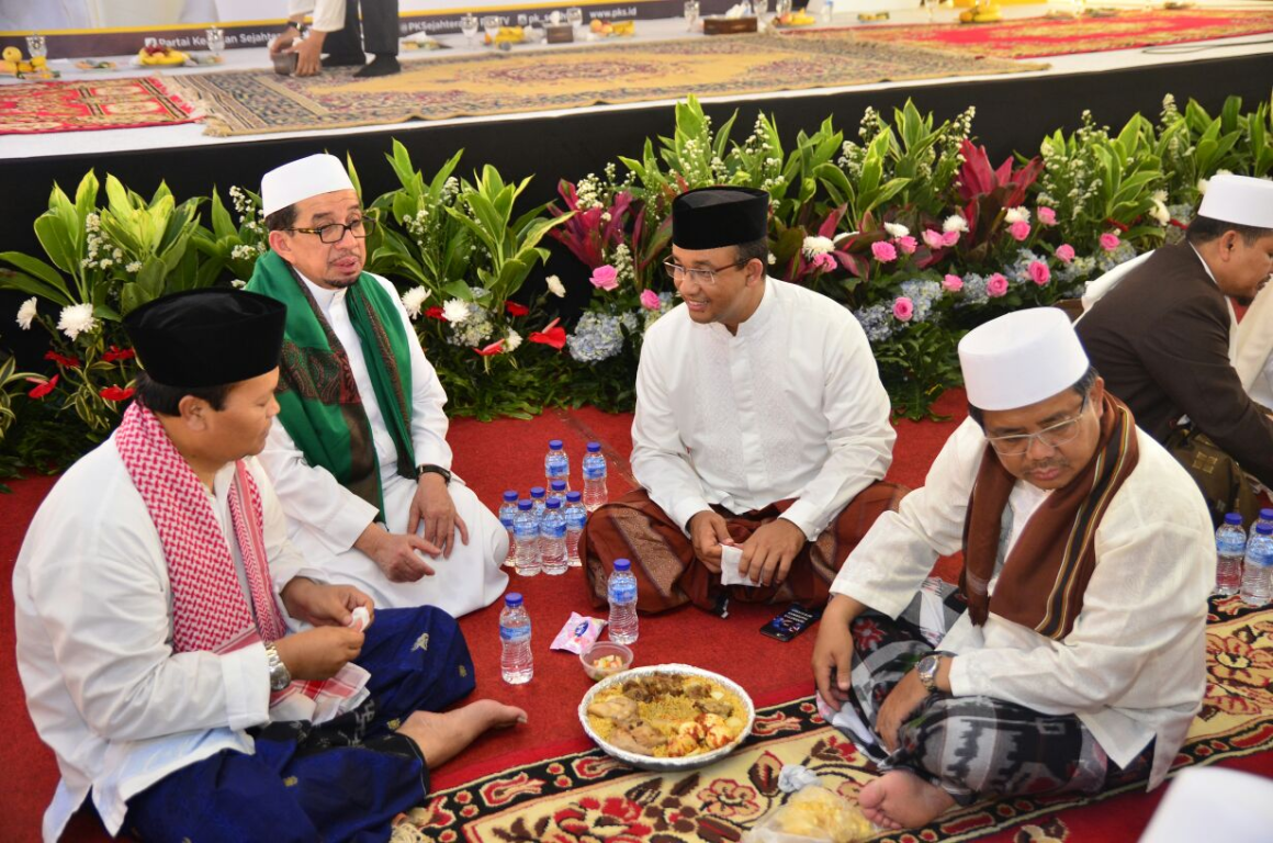 Ketua Majelis Syuro PKS Habib Salim Segaf Aljufri, Wakil Ketua Majelis Syuro PKS Hidayat Nur Wahid, Presiden PKS Mohamad Sohibul Iman dan Cagub DKI Jakarta Anies Baswedan