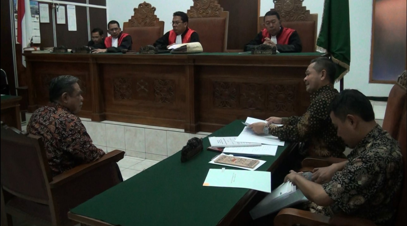 Saksi Sunmanjaya Rukmandis dalam Persidangan, Senin (10/10/2016)