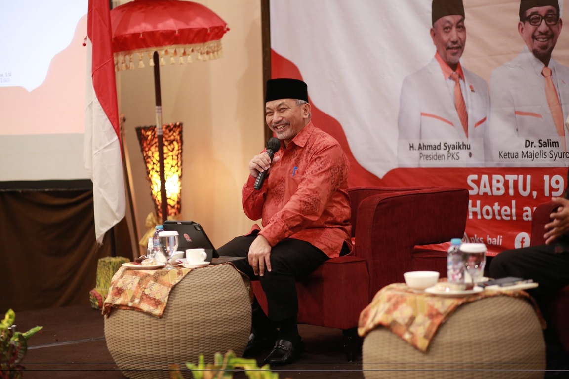 Presiden PKS Berdialog Bersama Tokoh Masyarakat Lintas Etnis dan Agama di Bali