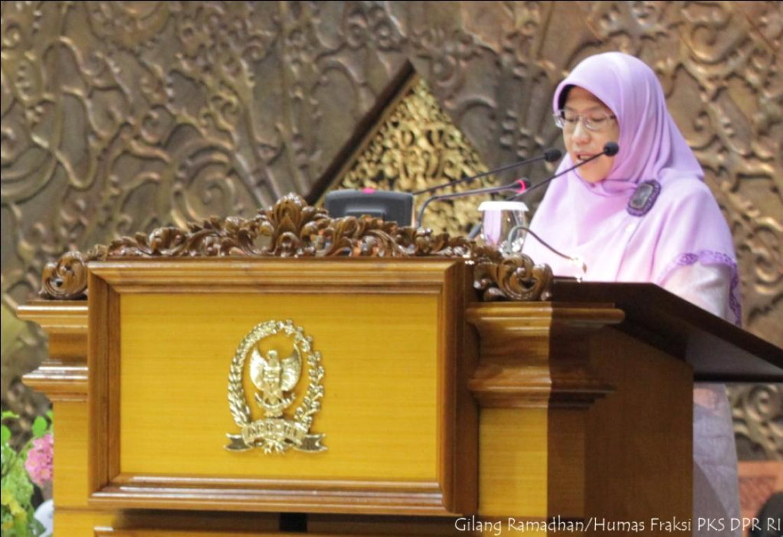 Wakil Ketua Komisi VIII DPR RI Fraksi PKS Ledia Hanifa Amaliah