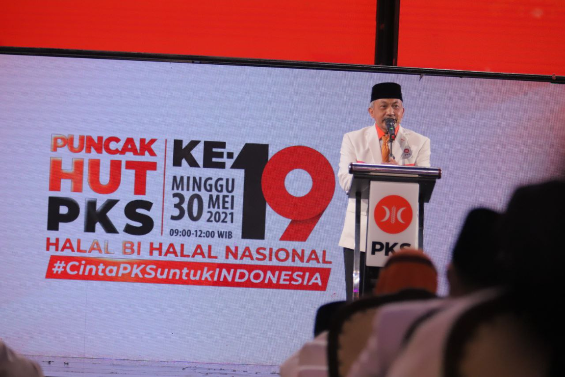 Pidato Kebangsaan Presiden PKS, Ahmad Syaikhu di Puncak HUT ke-19 Partai Keadilan Sejahtera (Juliyanto/PKSFoto)