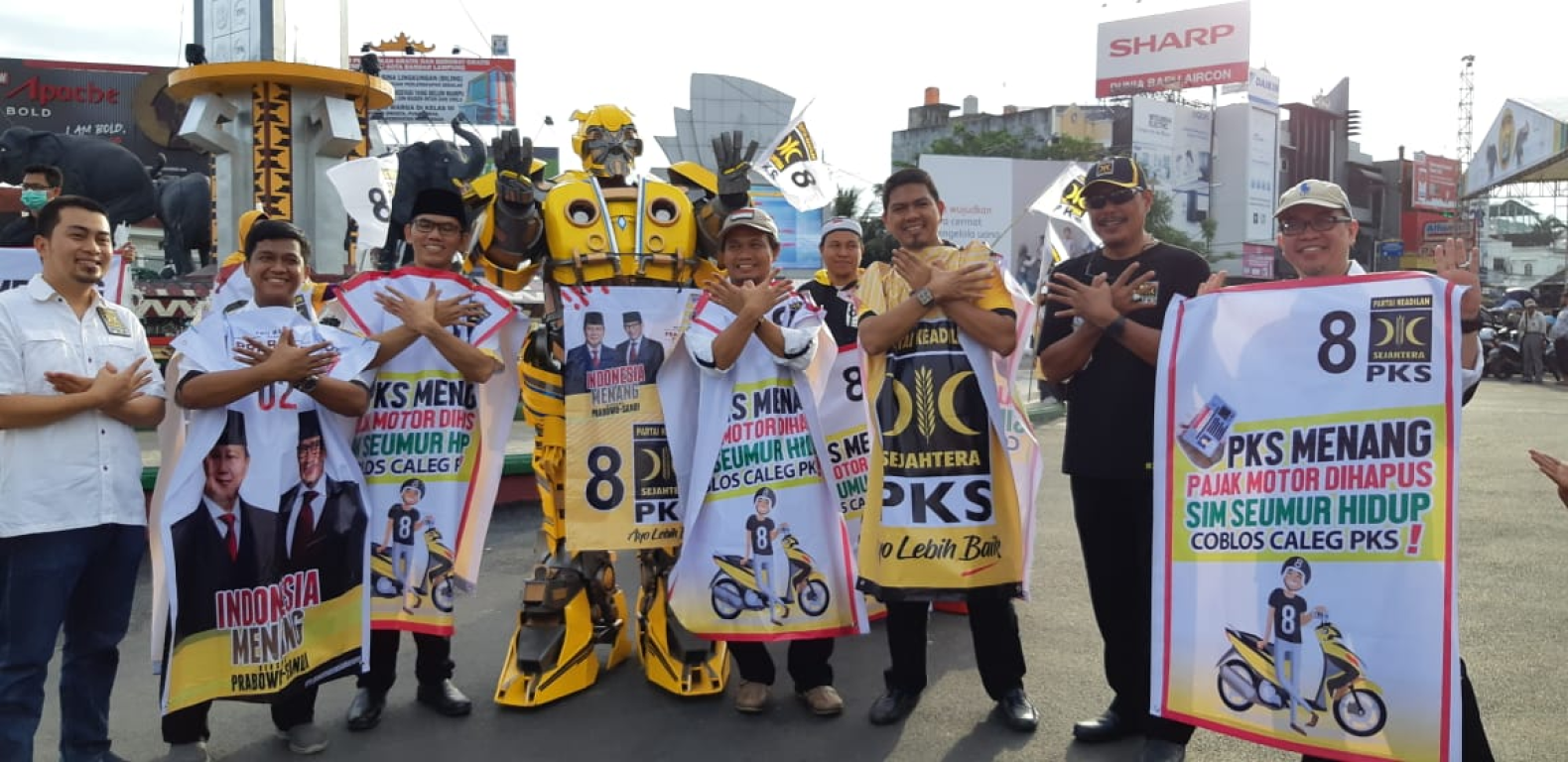 Flashmob 88 KM Se-Lampung dalam rangka Kampanye PKS menghadapi Pemilu 2019. (dok Humas DPW PKS Lampung)