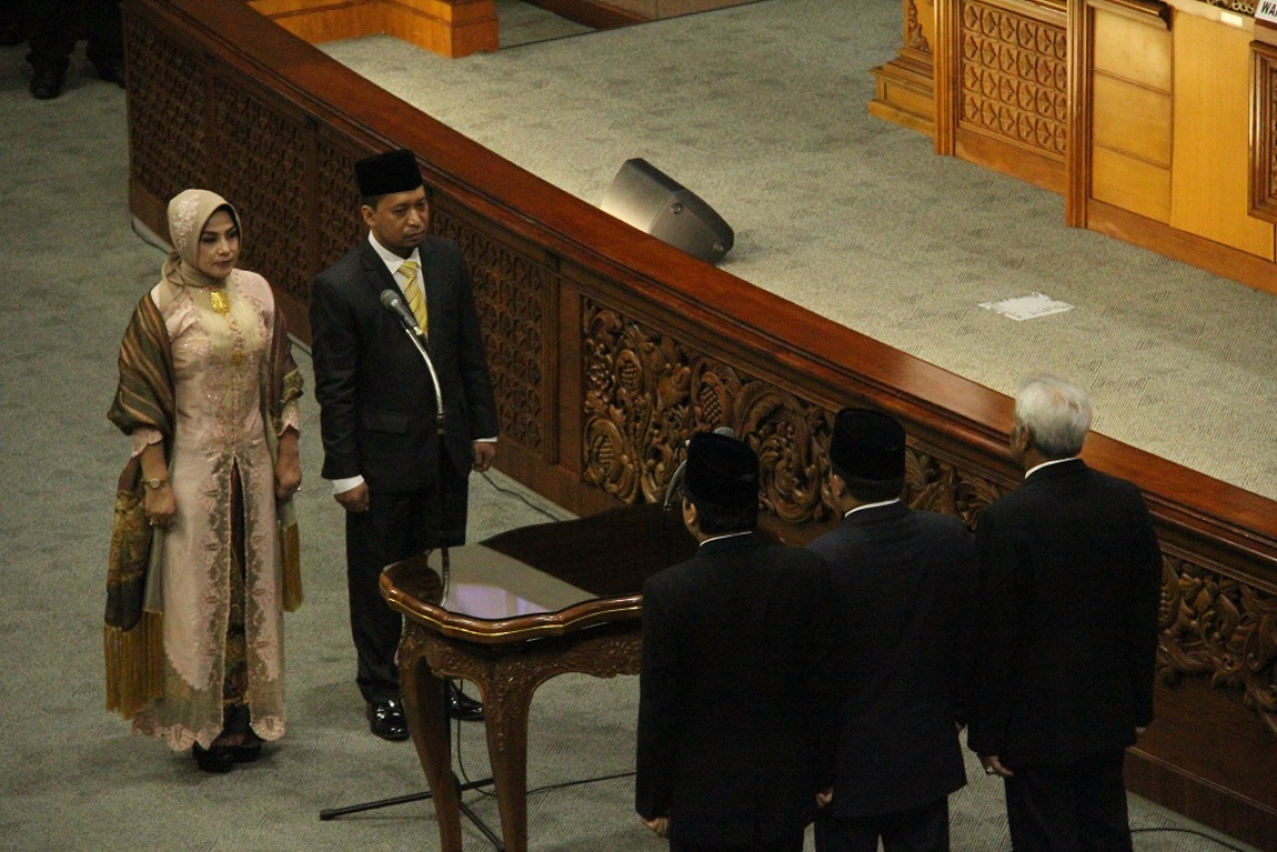 Anggota DPR RI yang baru dilantik PAW