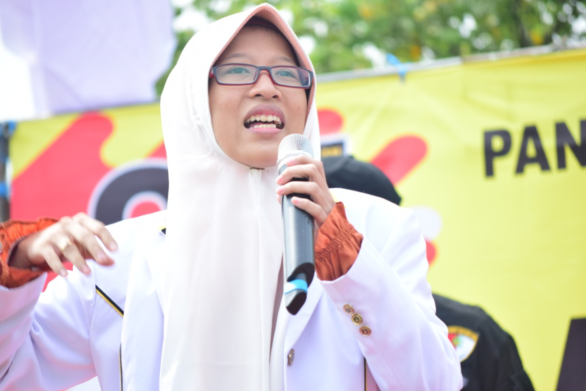 Caleg Milineal PKS Bojonggede, Atikah Shalihat dalam Apel Siaga Pemenangan Pemilu, Kab Bogor (11/11) (dokpri)