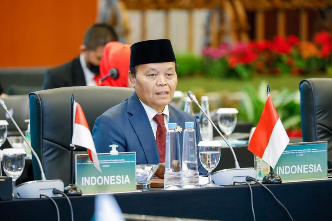 Anggota DPR sekaligus Wakil Ketua MPR RI dari Fraksi PKS Hidayat Nur Wahid