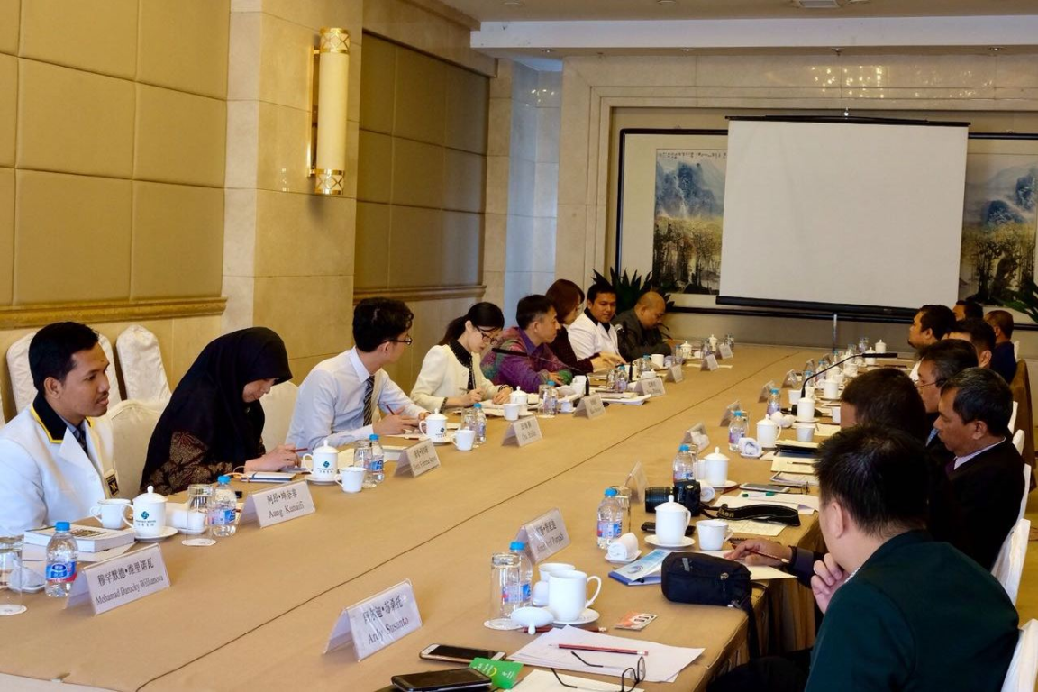 Delegasi PKS bersama PAN dan PKB di Beijing, China. (Foto: Darocky Wilianova)