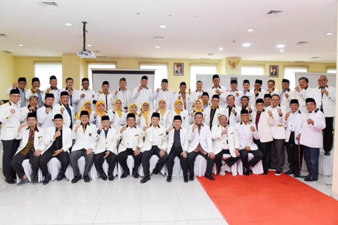 Pengukuhan Struktur Fraksi PKS DPR dan MPR RI di kantor DPP PKS, Jakarta, Senin (30/9) (PKSFoto)