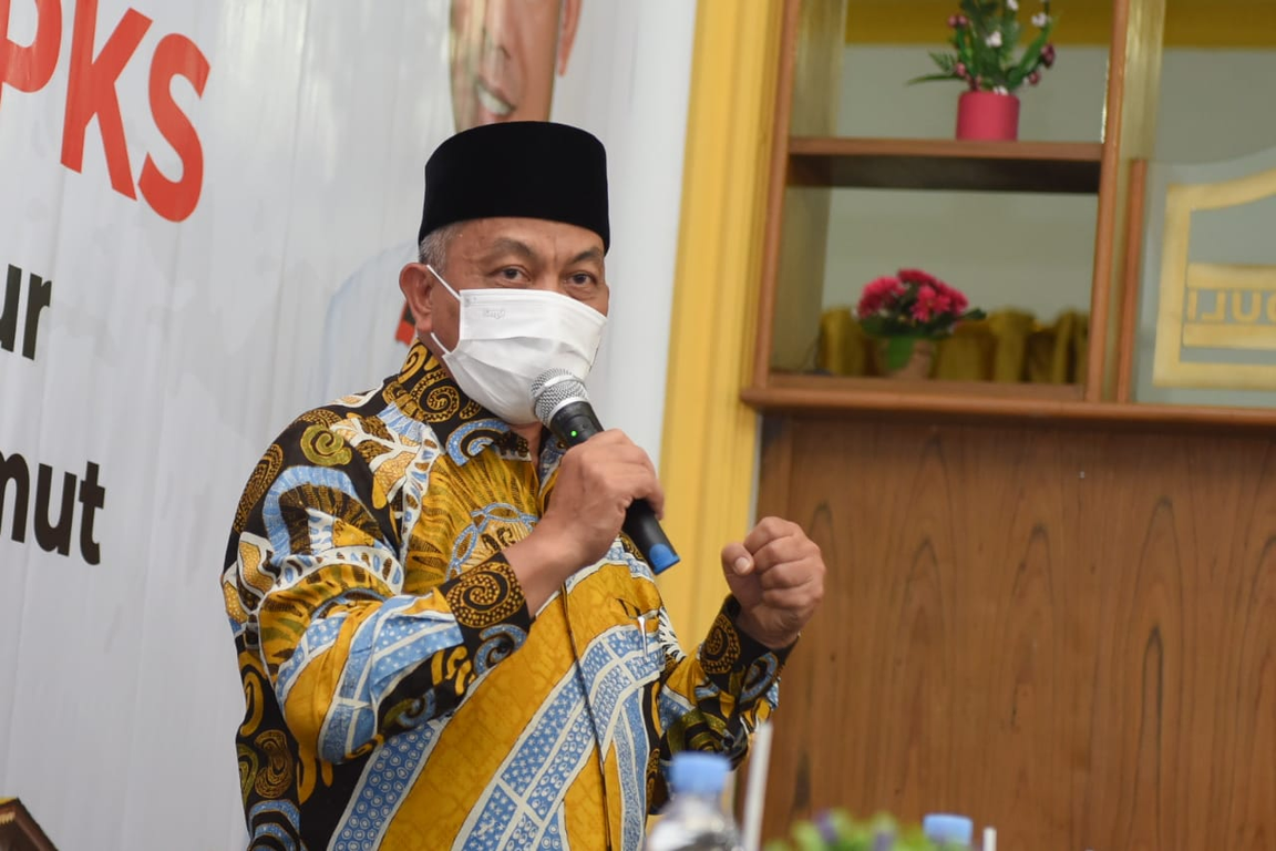 Presiden PKS Ahmad Syaikhu saat memberikan arahan dalam Konsolidasi Pilkada se-Sumut di Medan, Kamis (3/12) (M Hilal/PKSFoto)