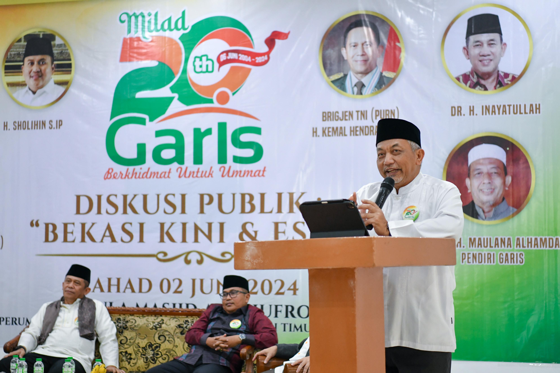 Presiden Partai Keadilan Sejahtera (PKS), Ahmad Syaikhu, menghadiri Diskusi Publik bertajuk 